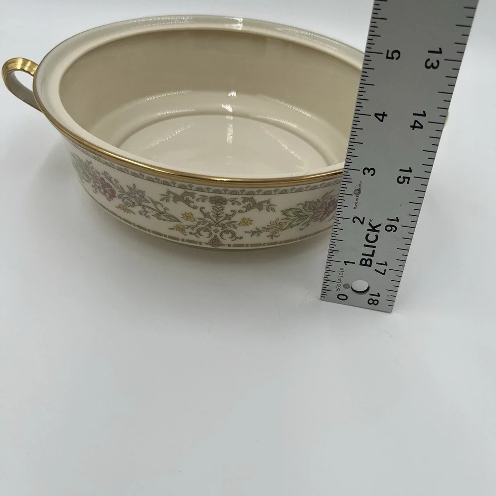 Lenox Serving Tureen with Lid Gold Trim Floral‎ Pattern Porcelain Dish